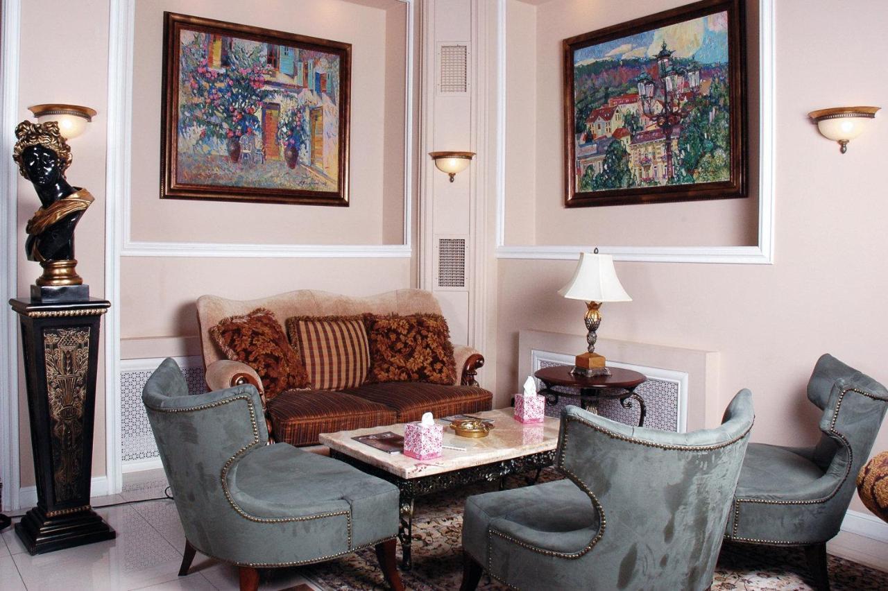 Baden-Baden Hotel คาร์คิฟ ภายนอก รูปภาพ
