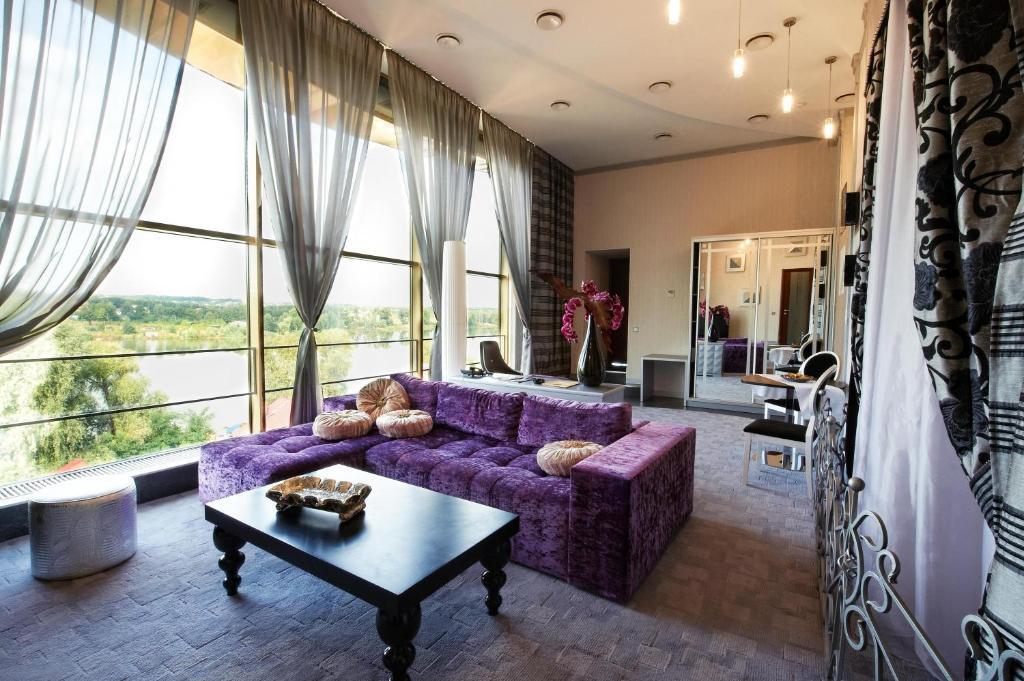 Baden-Baden Hotel คาร์คิฟ ภายนอก รูปภาพ