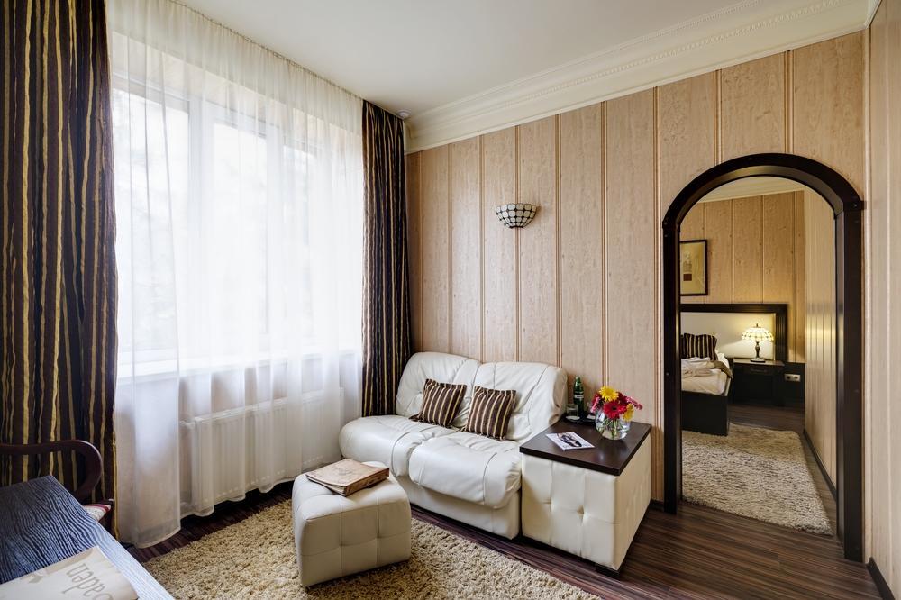 Baden-Baden Hotel คาร์คิฟ ภายนอก รูปภาพ