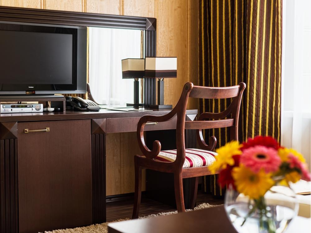 Baden-Baden Hotel คาร์คิฟ ภายนอก รูปภาพ